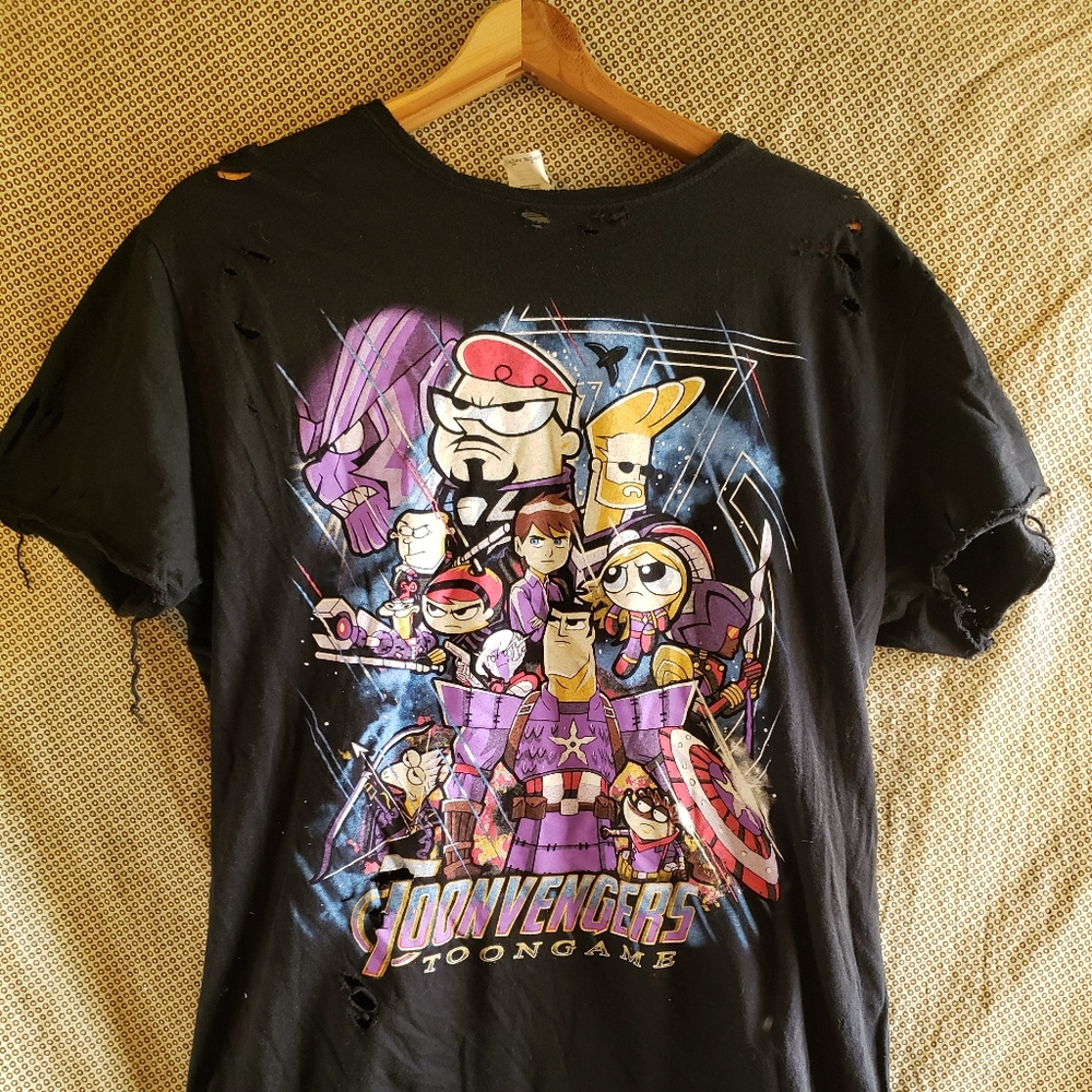 Limited edition Averages End Game shirt
